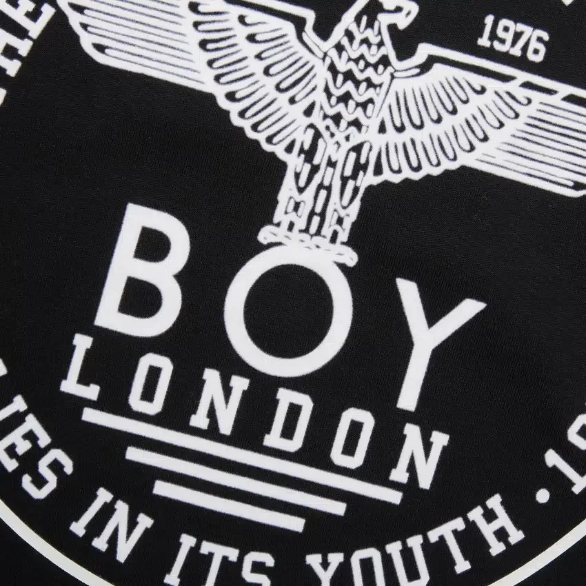Boy Crest Tişört
