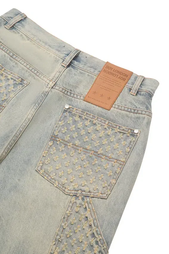 Lazerle Eskitilmiş Denim Pantolonlar